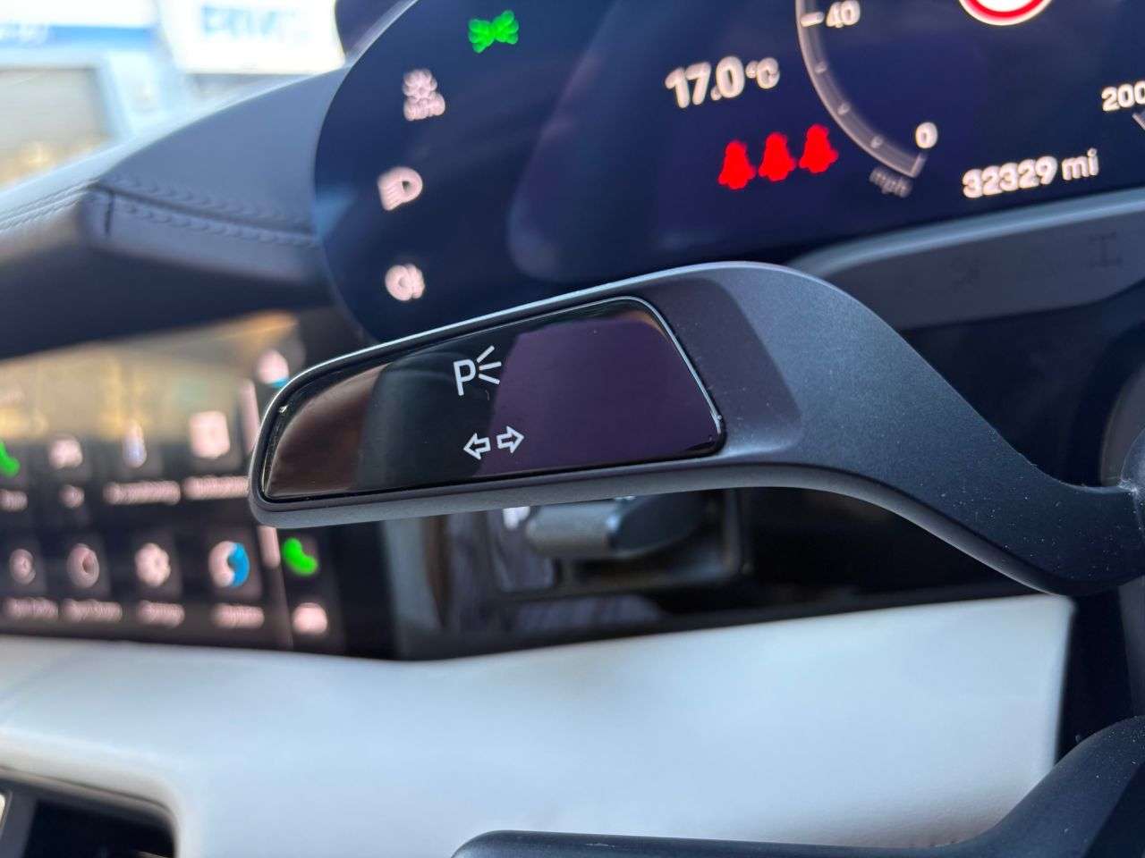 2020 PORSCHE TAYCAN 2020 PORSCHE TAYCAN