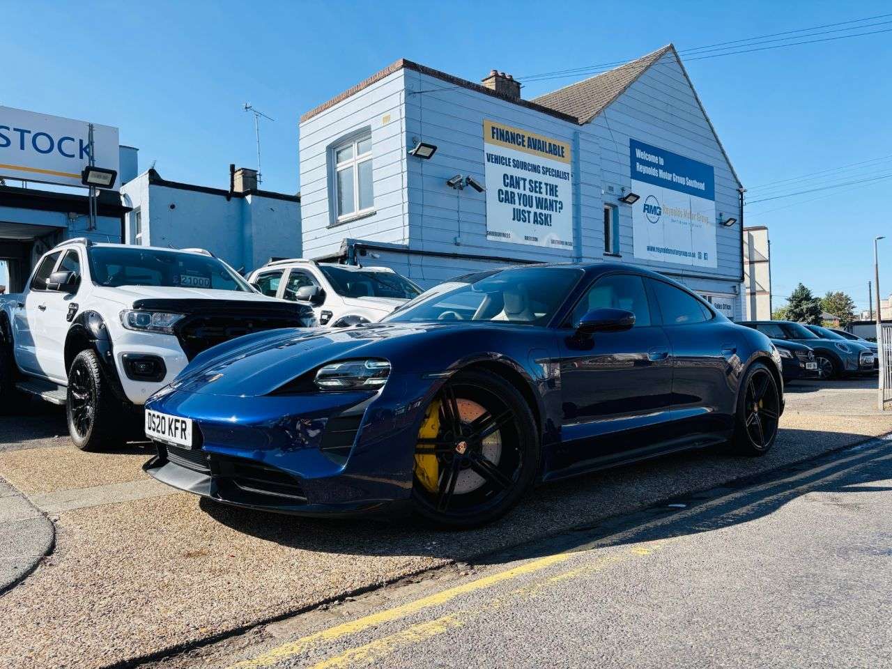 2020 PORSCHE TAYCAN 2020 PORSCHE TAYCAN