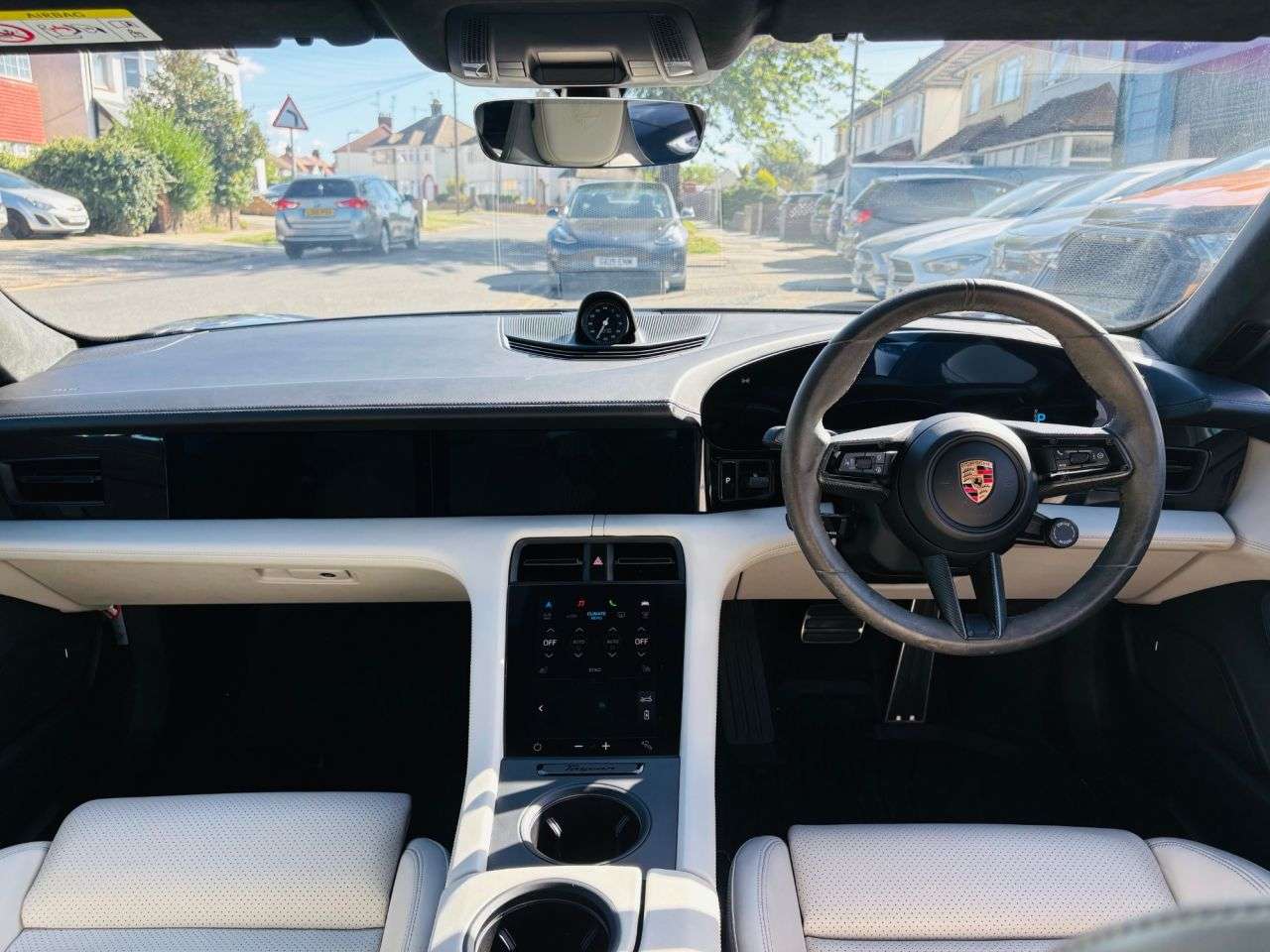 2020 PORSCHE TAYCAN 2020 PORSCHE TAYCAN