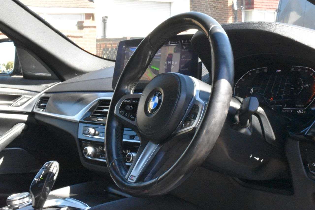 2021 BMW 5 SERIES 2021 BMW 5 SERIES