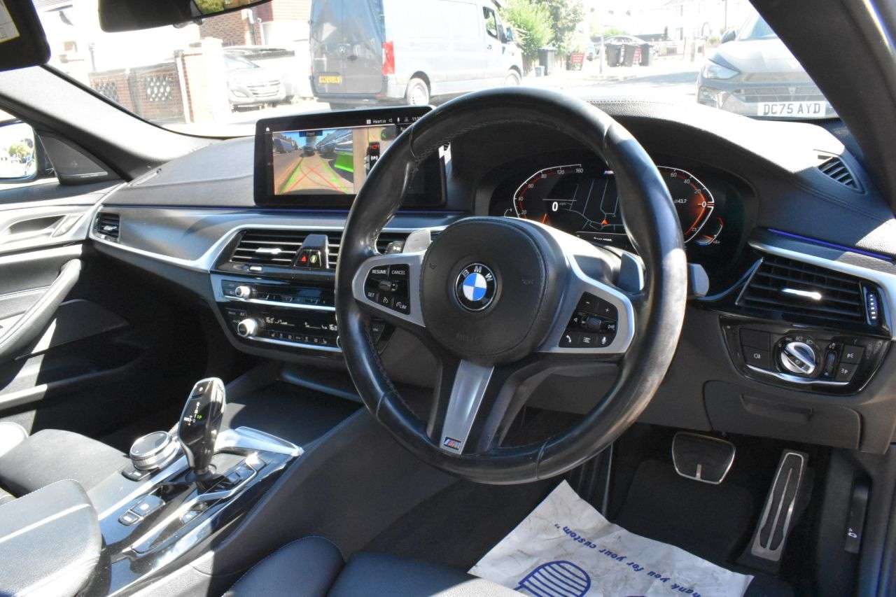 2021 BMW 5 SERIES 2021 BMW 5 SERIES