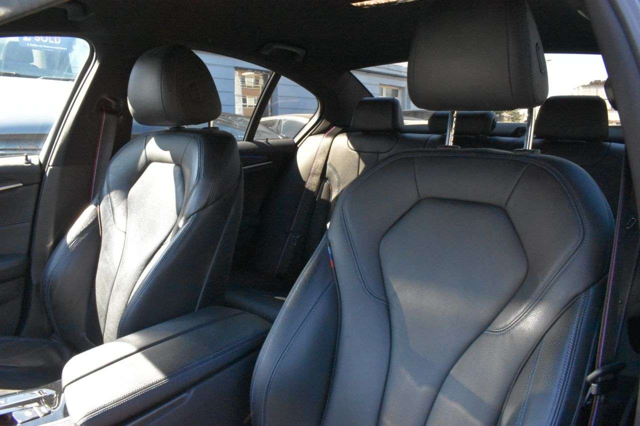 2021 BMW 5 SERIES 2021 BMW 5 SERIES