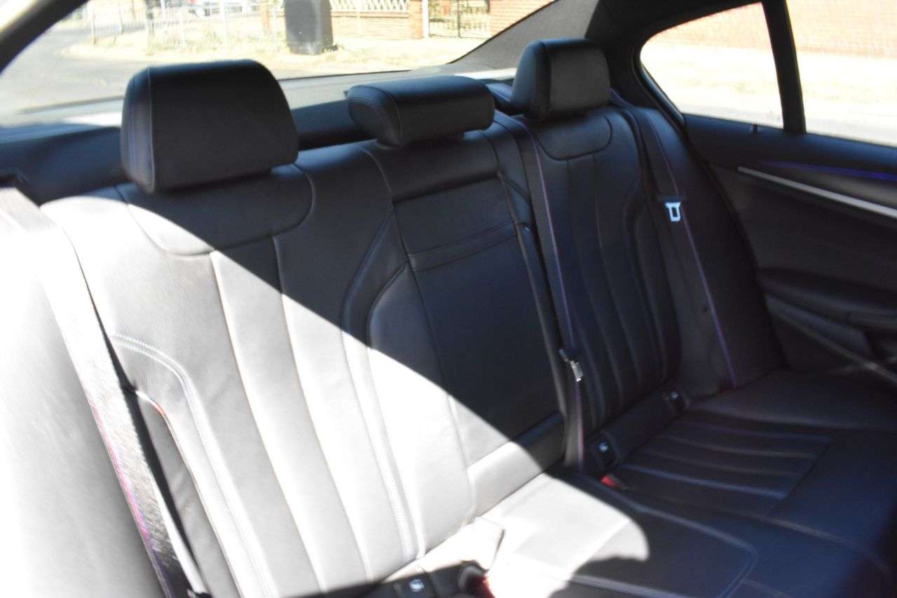2021 BMW 5 SERIES 2021 BMW 5 SERIES