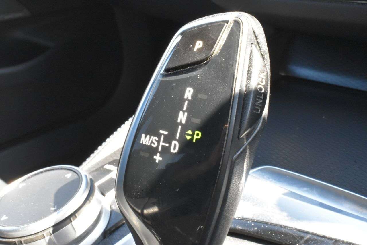 2021 BMW 5 SERIES 2021 BMW 5 SERIES