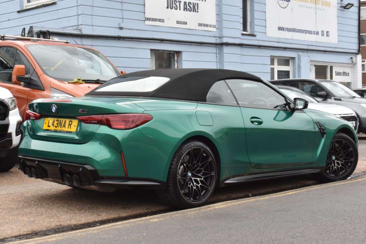 2025 BMW M4 2025 BMW M4