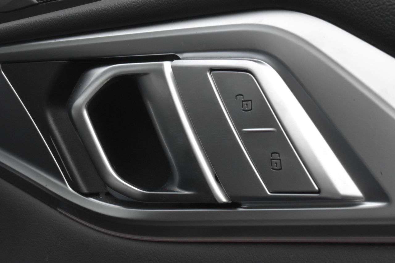 2025 BMW M4 2025 BMW M4