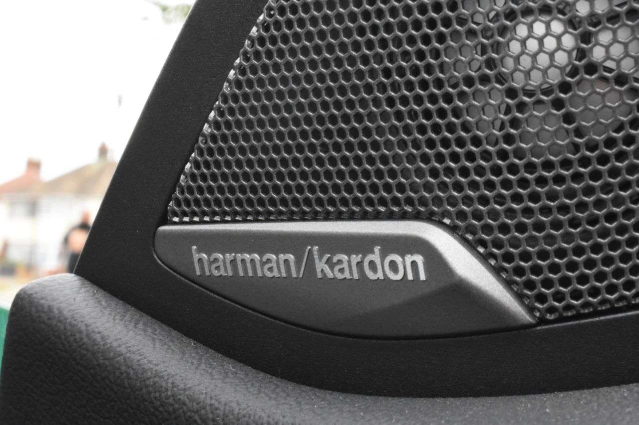 2025 BMW M4 2025 BMW M4
