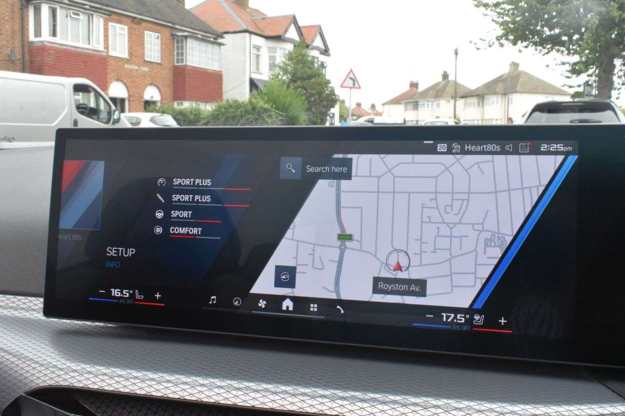 2025 BMW M4 2025 BMW M4