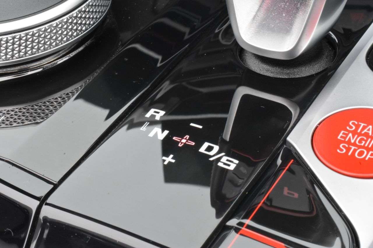 2025 BMW M4 2025 BMW M4