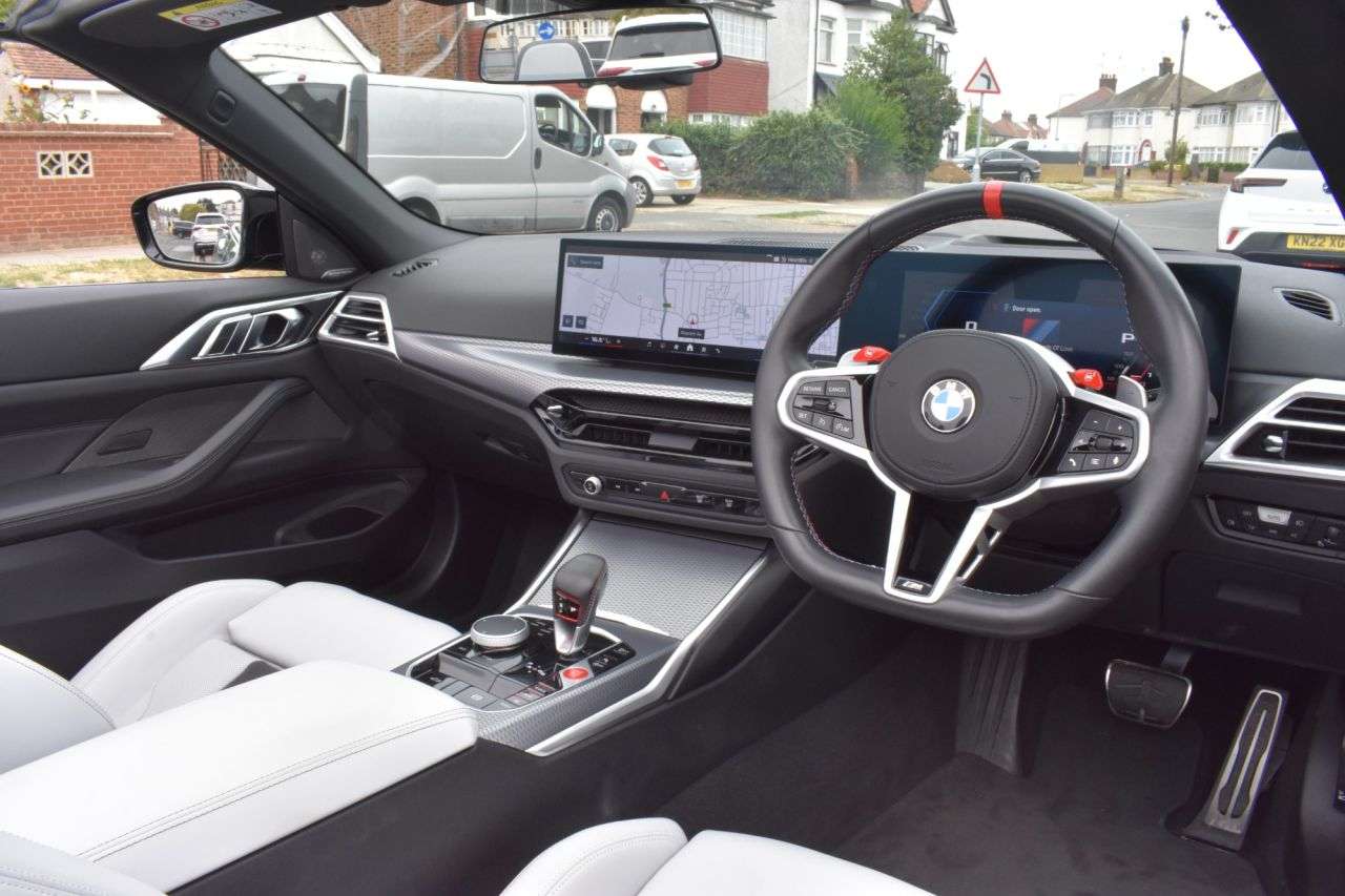 2025 BMW M4 2025 BMW M4