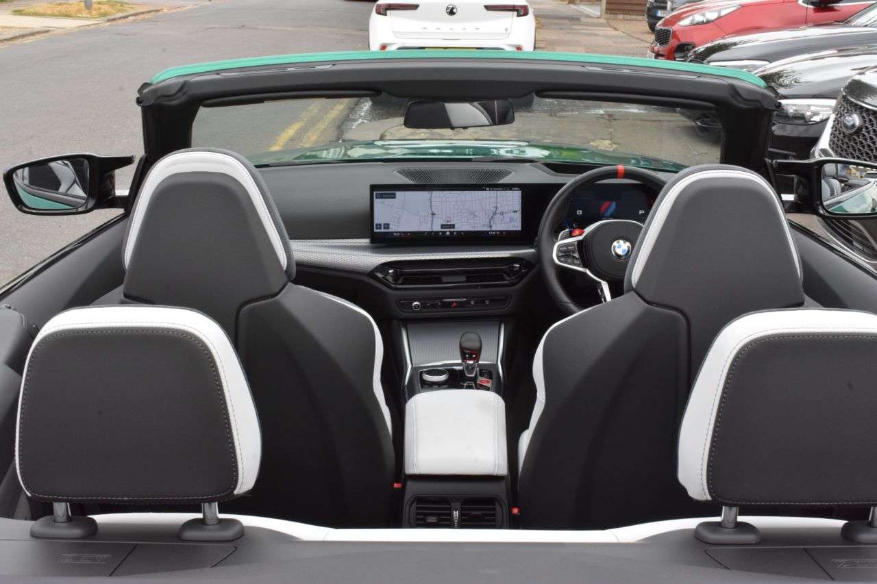 2025 BMW M4 2025 BMW M4