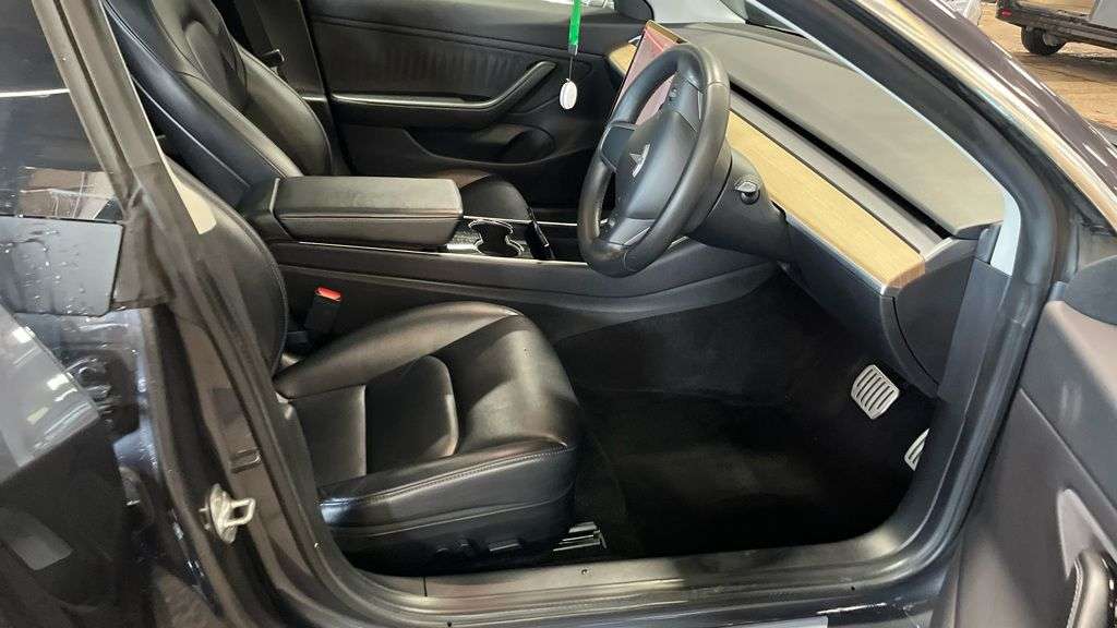 2019 TESLA MODEL 3 2019 TESLA MODEL 3