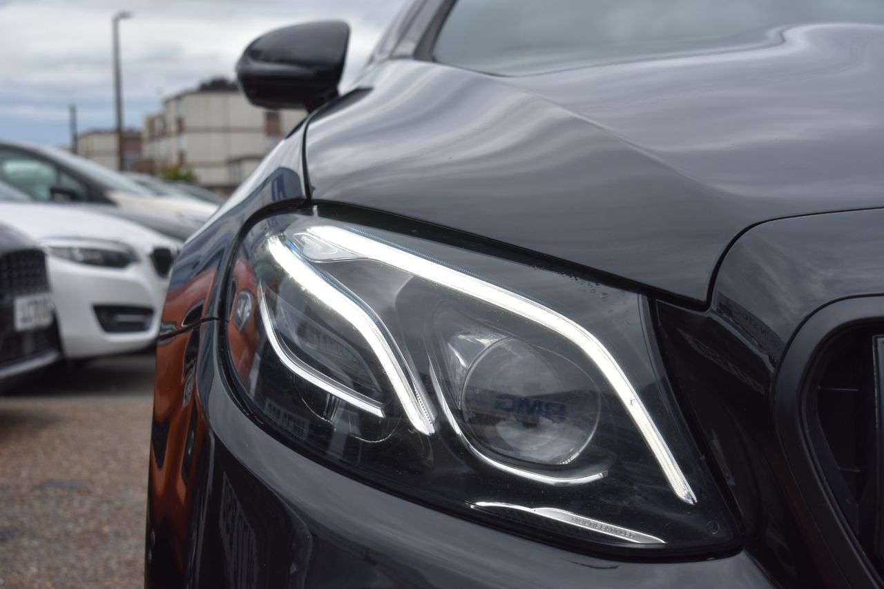 A 2017 MERCEDES-BENZ E CLASS 2.0 E220d AMG Line (Premium Plus) Coupe 2dr Diesel G-Tronic+ Euro 6 | PANOR A 2017 MERCEDES-BENZ E CLASS 2.0 E220d AMG Line (Premium Plus) Coupe 2dr Diesel G-Tronic+ Euro 6 | PANOR