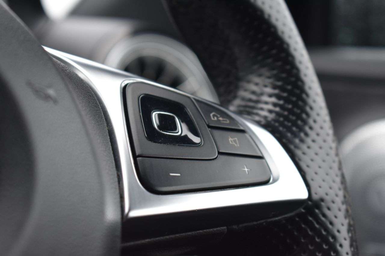 2017 MERCEDES-BENZ E CLASS 2017 MERCEDES-BENZ E CLASS