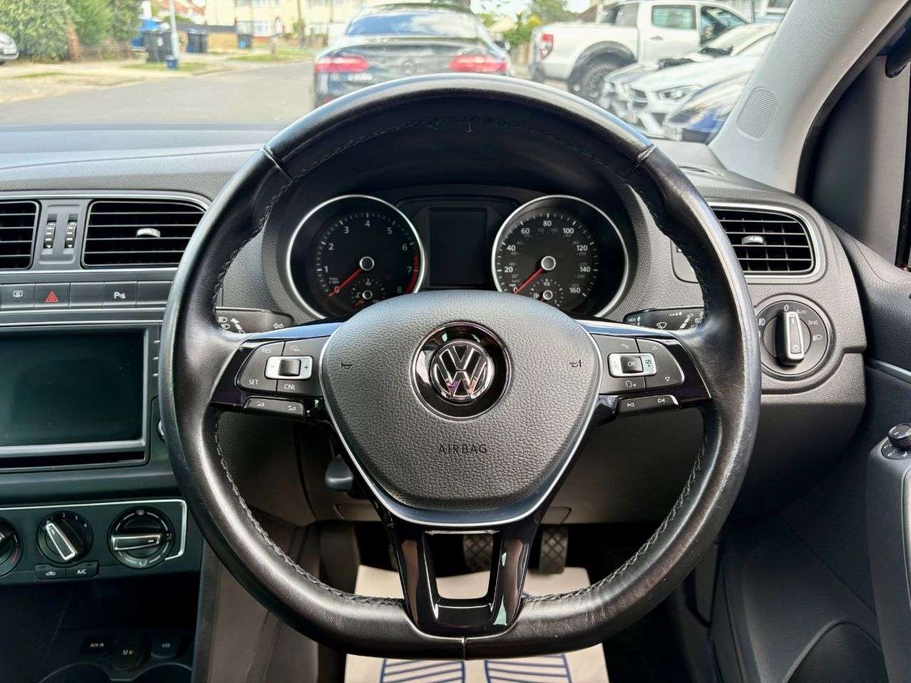 2017 VOLKSWAGEN POLO 2017 VOLKSWAGEN POLO