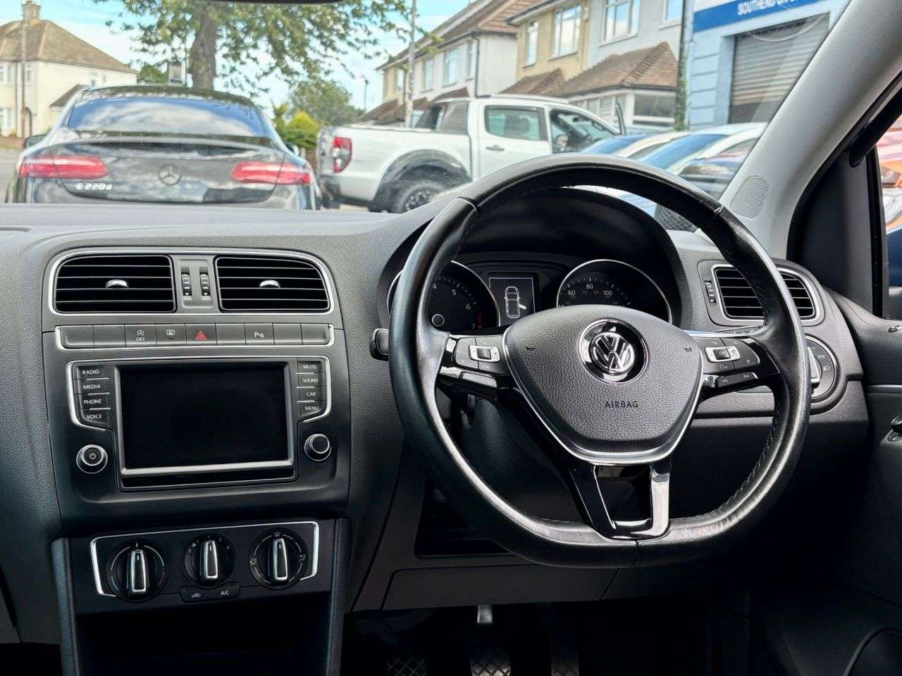 2017 VOLKSWAGEN POLO 2017 VOLKSWAGEN POLO