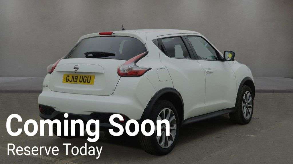 A 2019 NISSAN JUKE 1.6 Tekna SUV 5dr Petrol XTRON Euro 6 | REVERSE CAMERA | SAT NAV | HEATED S A 2019 NISSAN JUKE 1.6 Tekna SUV 5dr Petrol XTRON Euro 6 | REVERSE CAMERA | SAT NAV | HEATED S