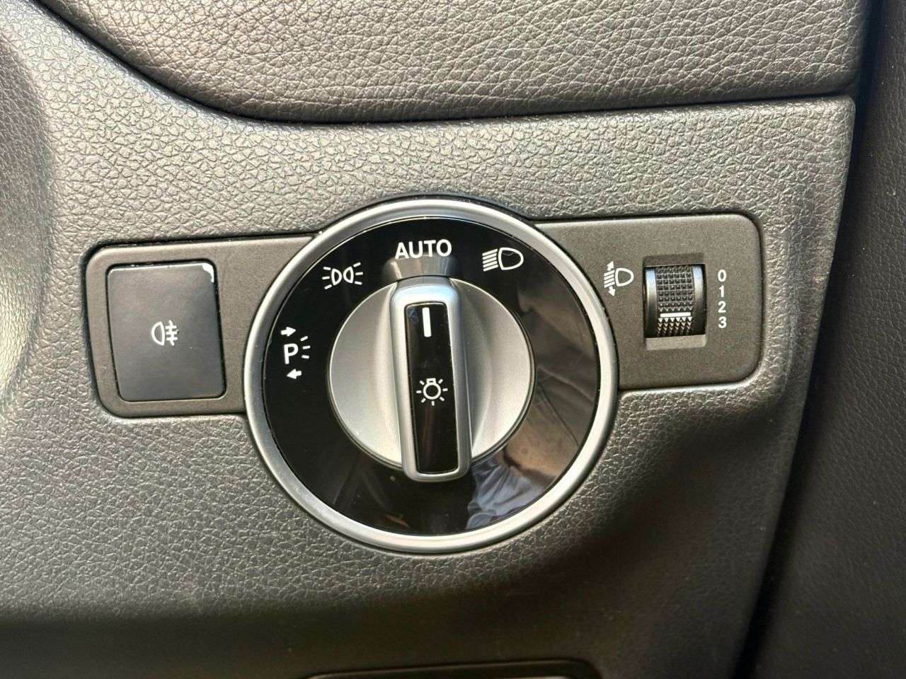 2017 MERCEDES-BENZ GLA CLASS 2017 MERCEDES-BENZ GLA CLASS