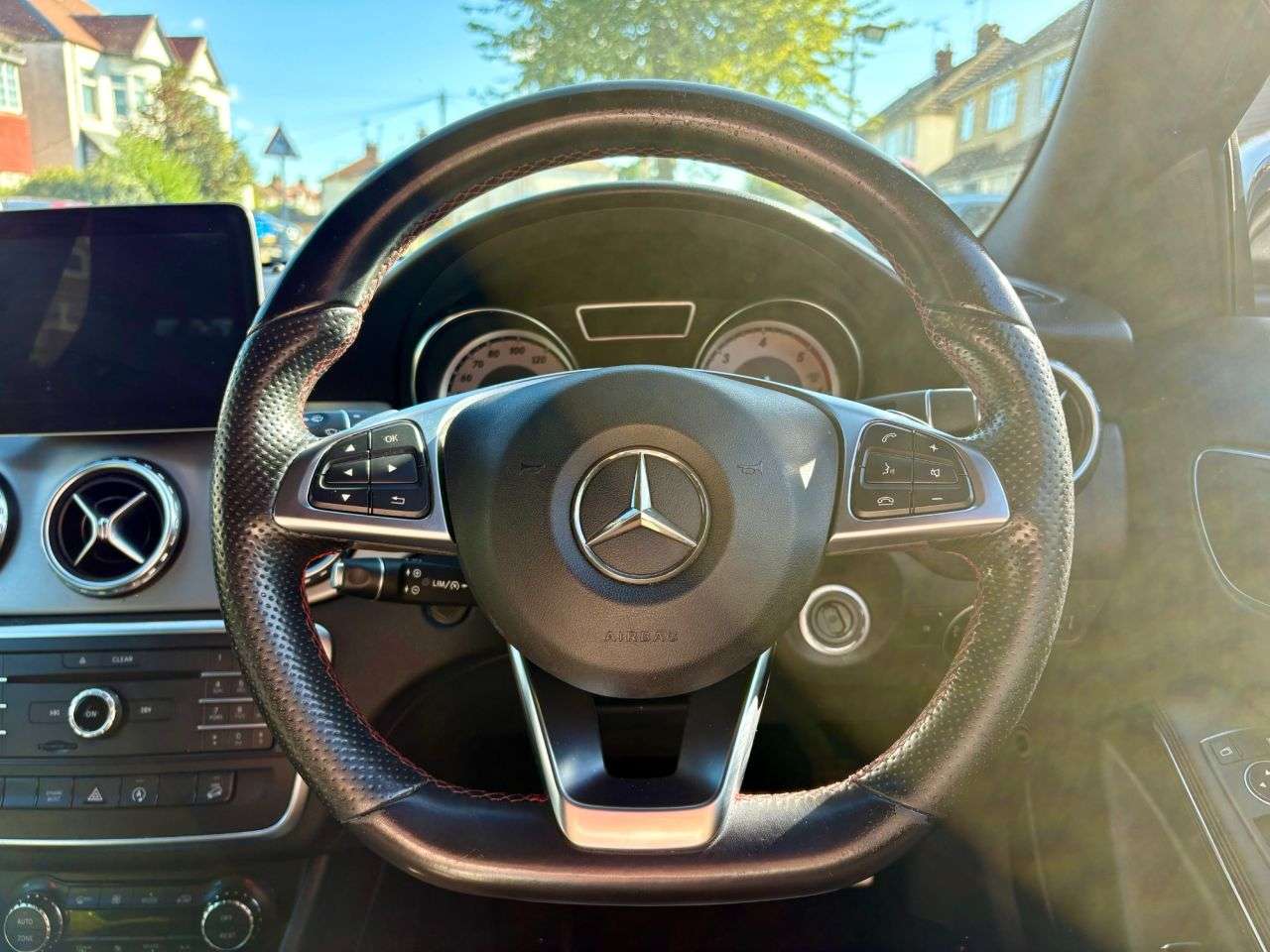 2017 MERCEDES-BENZ GLA CLASS 2017 MERCEDES-BENZ GLA CLASS