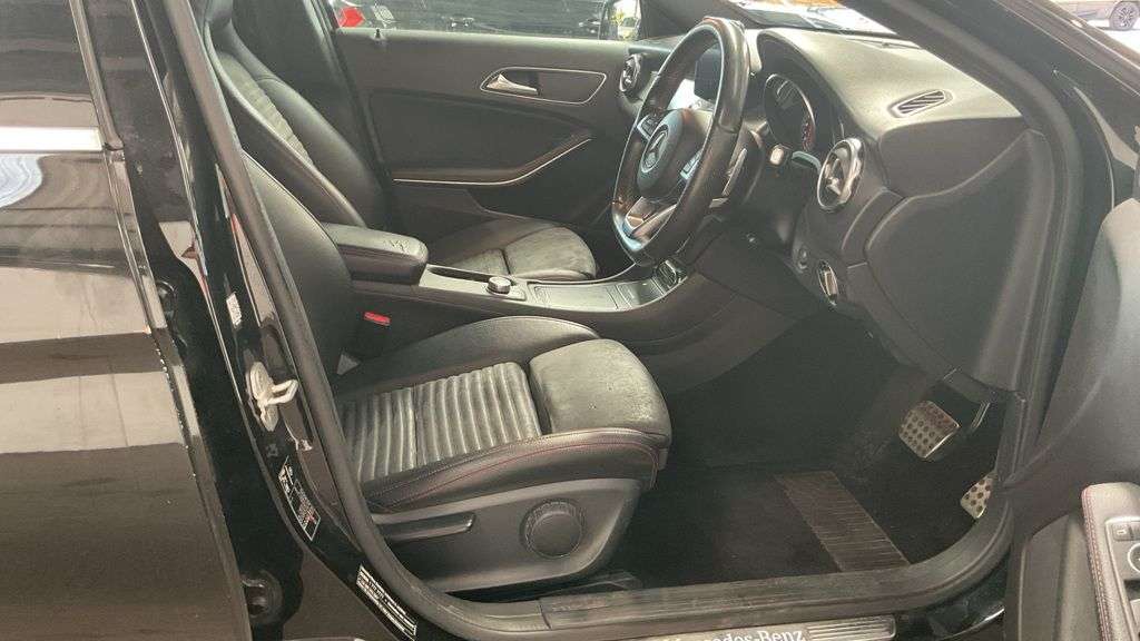 2017 MERCEDES-BENZ GLA CLASS 2017 MERCEDES-BENZ GLA CLASS
