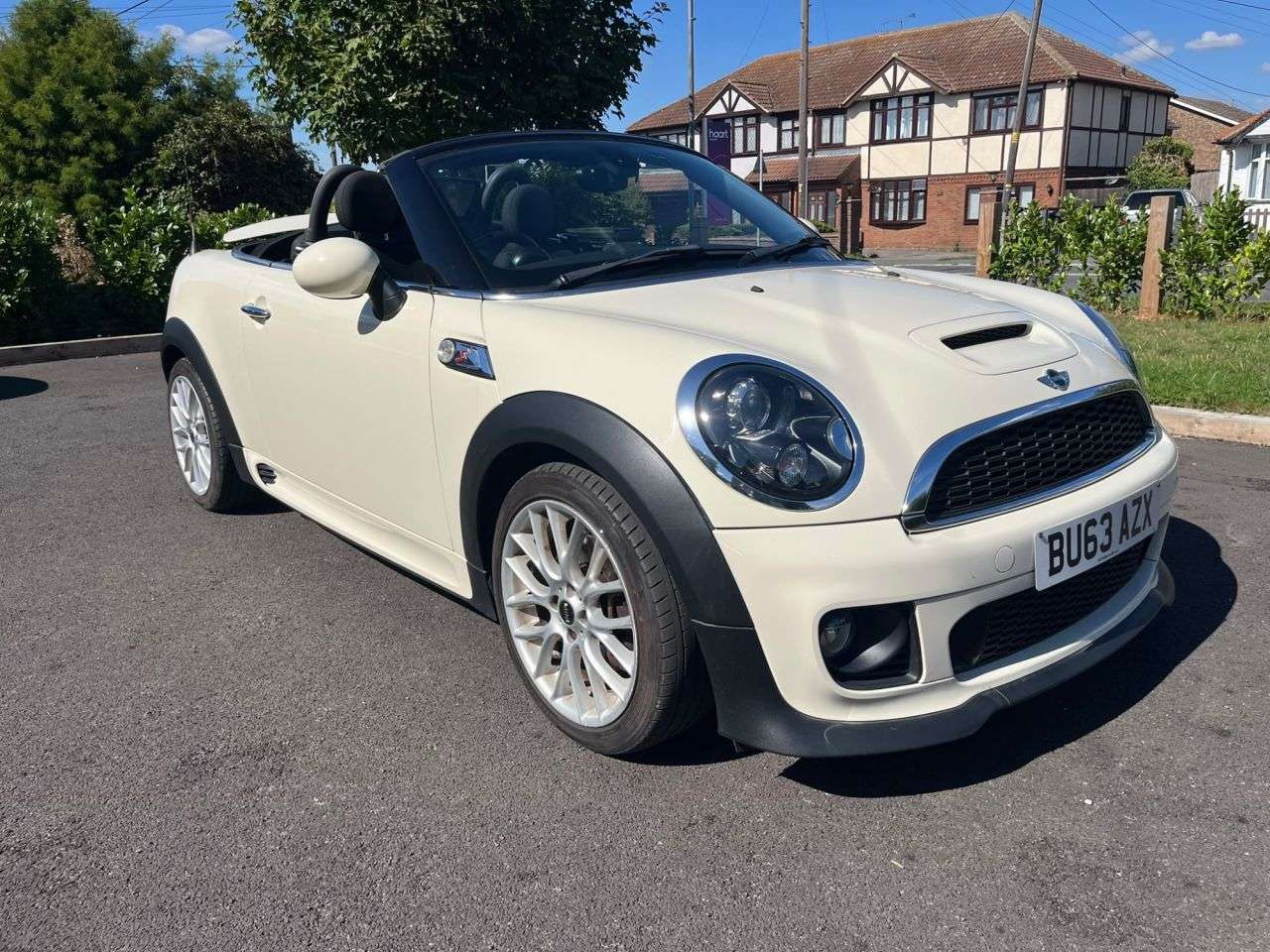 A 2013 MINI ROADSTER 1.6 Cooper S Coupe Convertible 2dr Petrol Manual 184ps VERY GOOD SERVICE HI A 2013 MINI ROADSTER 1.6 Cooper S Coupe Convertible 2dr Petrol Manual 184ps VERY GOOD SERVICE HI