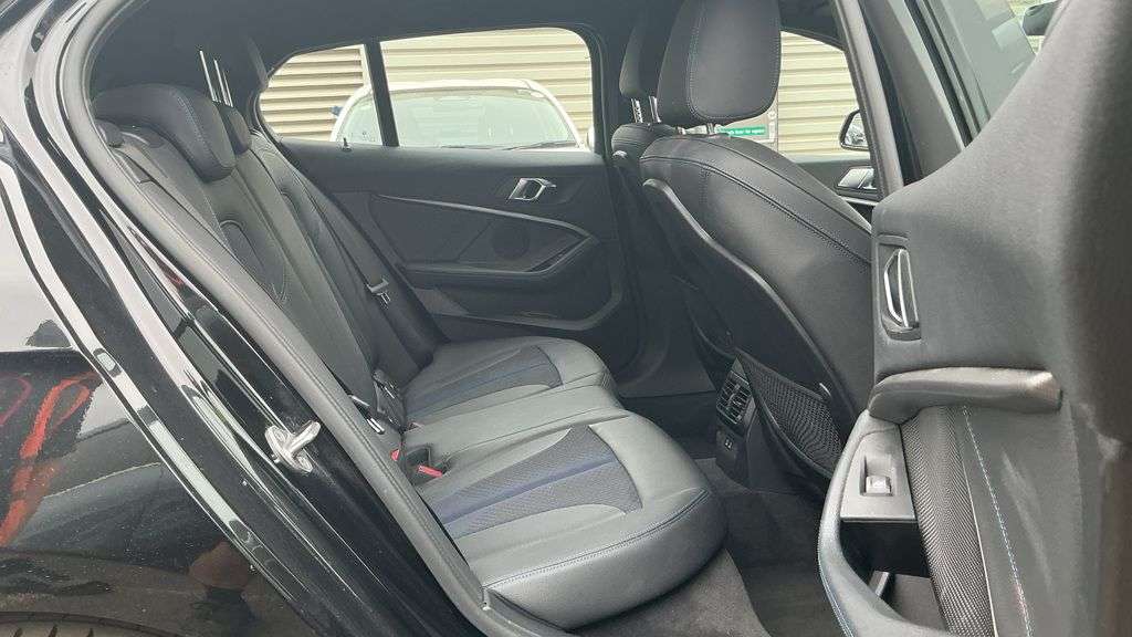 2022 BMW 1 SERIES 2022 BMW 1 SERIES
