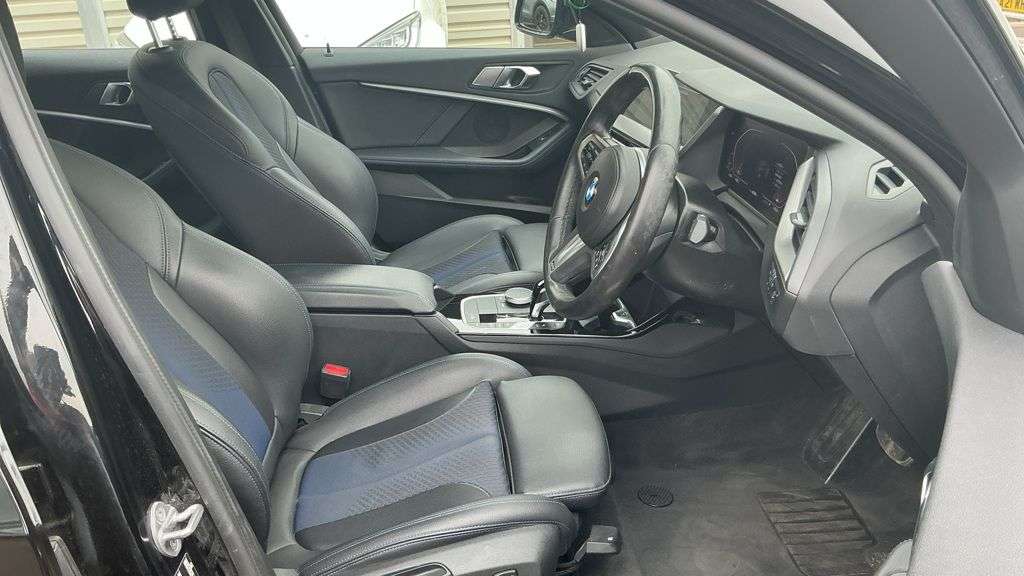 2022 BMW 1 SERIES 2022 BMW 1 SERIES