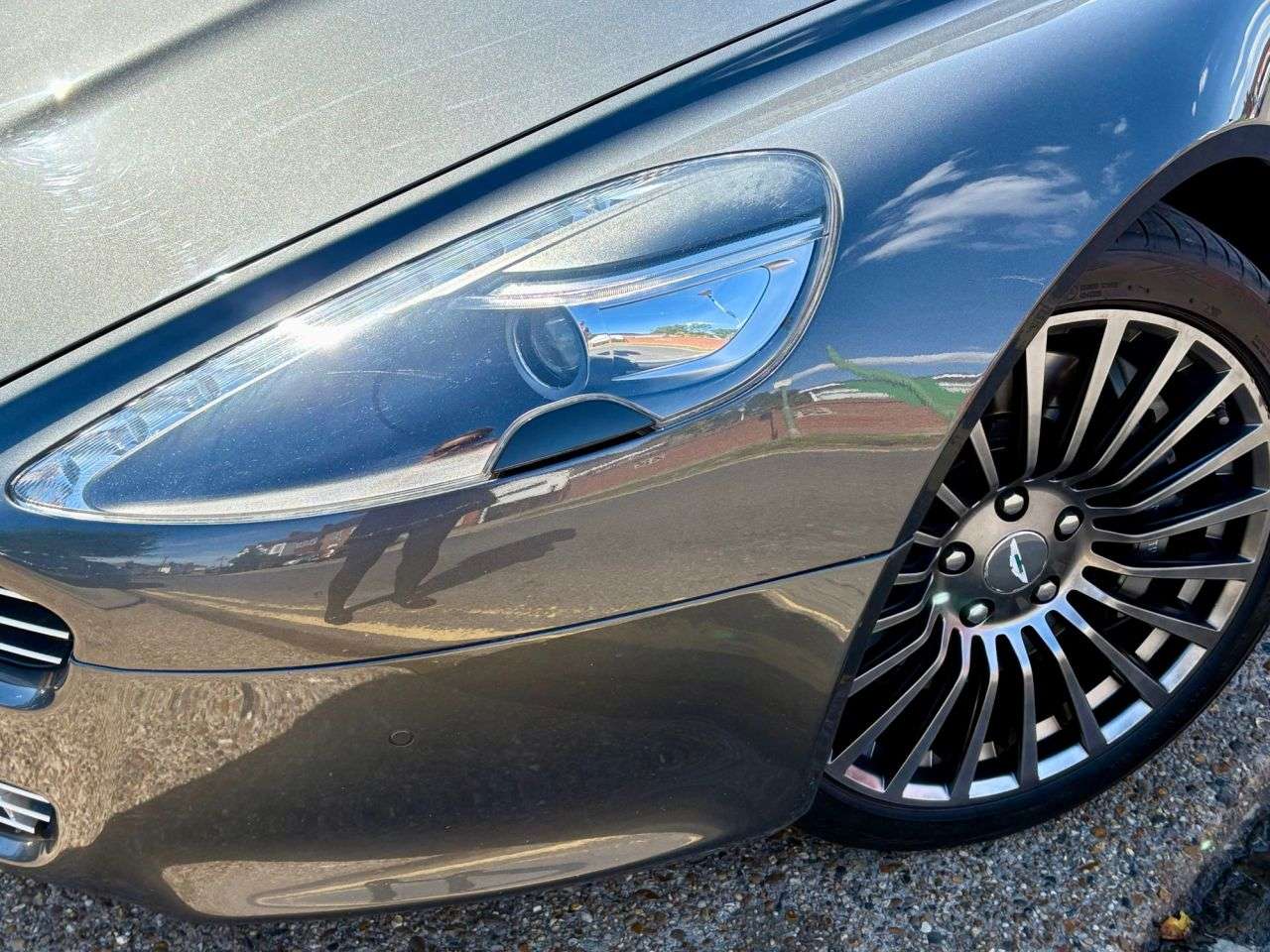 A 2011 ASTON MARTIN RAPIDE 6.0 V12 Saloon 4dr Petrol T-TronicII Euro 5 (470 bhp) | HEATED AND COOLED F A 2011 ASTON MARTIN RAPIDE 6.0 V12 Saloon 4dr Petrol T-TronicII Euro 5 (470 bhp) | HEATED AND COOLED F