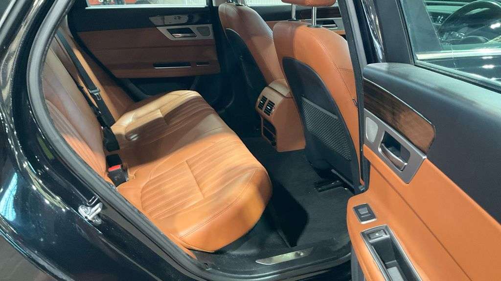 2016 JAGUAR XF 2016 JAGUAR XF