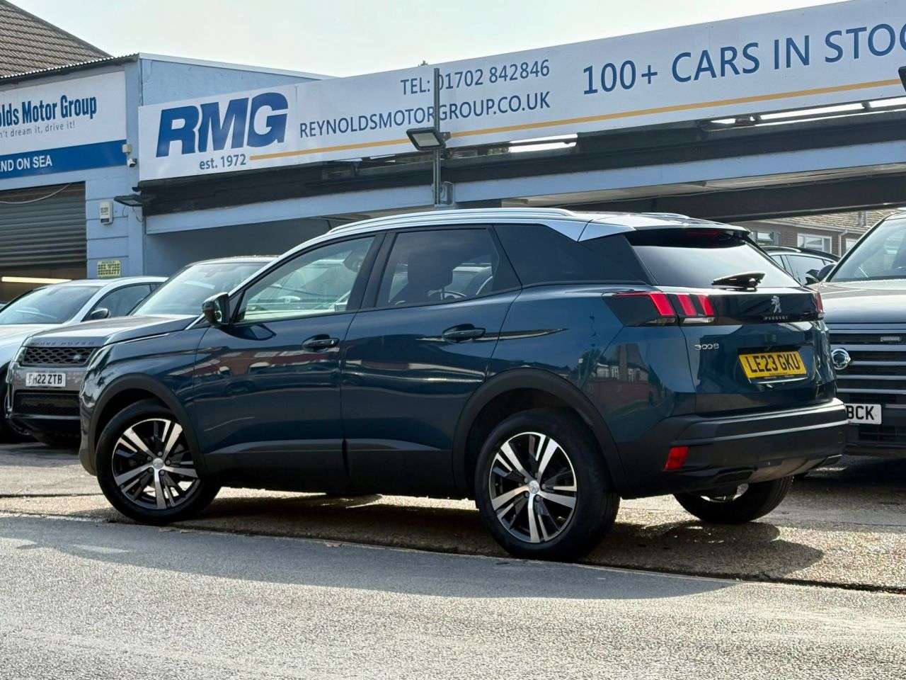 A 2023 PEUGEOT 3008 1.2 PureTech Active Premium + SUV 5dr Petrol EAT Euro 6 | 2 KEYS | 1 PREVIO A 2023 PEUGEOT 3008 1.2 PureTech Active Premium + SUV 5dr Petrol EAT Euro 6 | 2 KEYS | 1 PREVIO