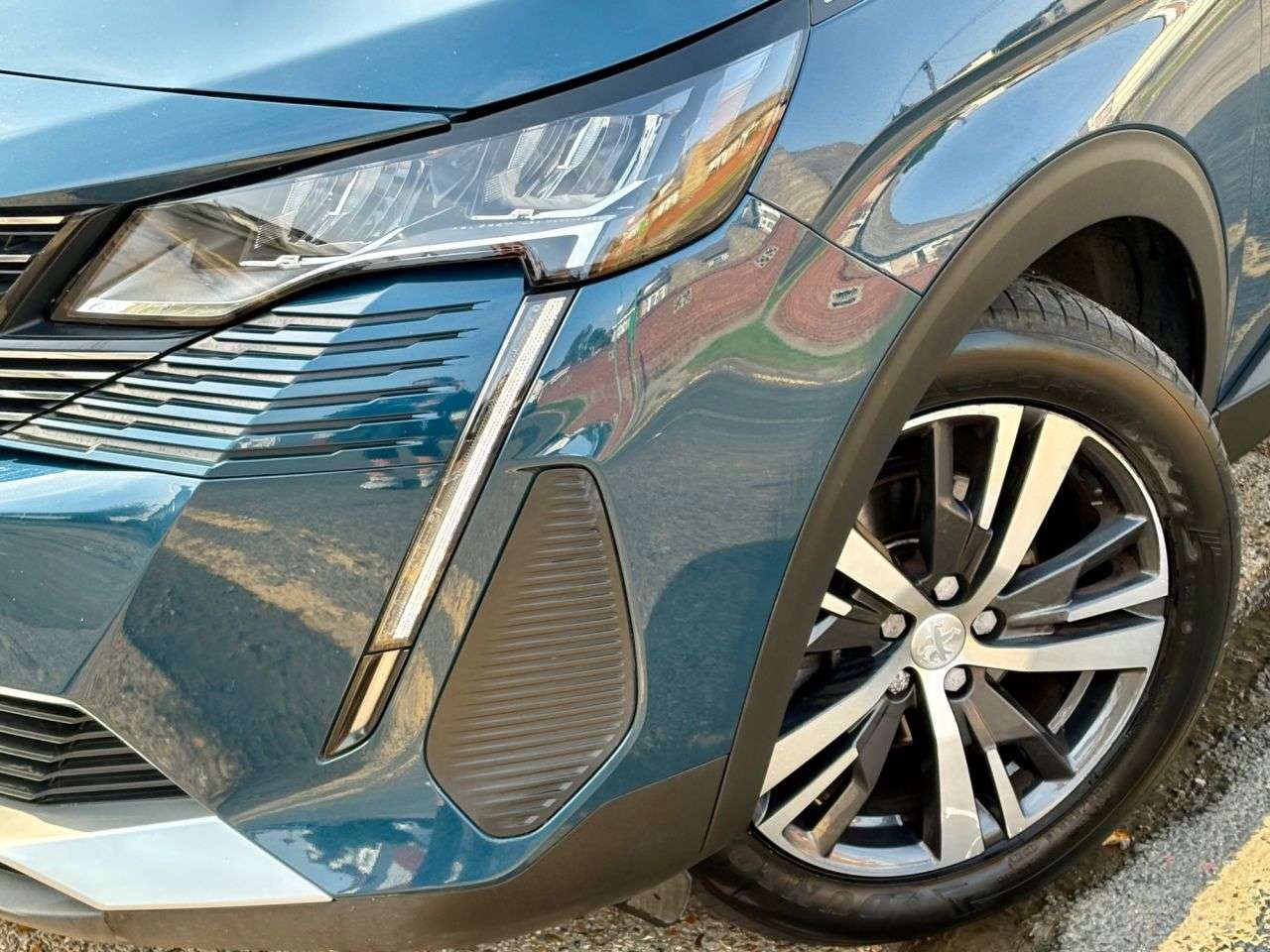 2023 PEUGEOT 3008 2023 PEUGEOT 3008