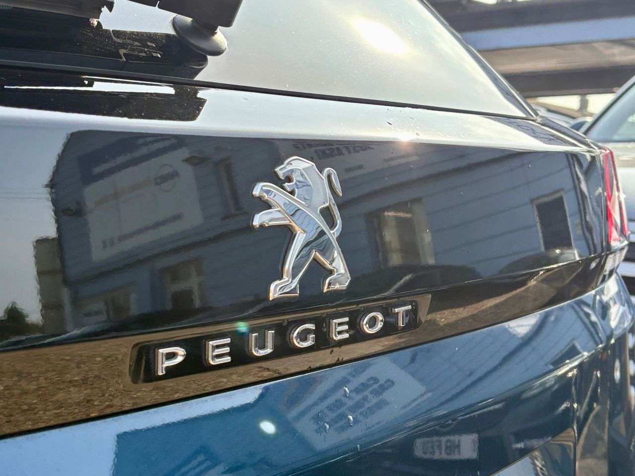 2023 PEUGEOT 3008 2023 PEUGEOT 3008