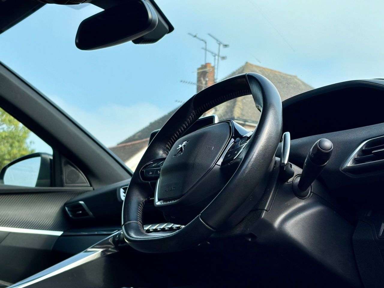 2023 PEUGEOT 3008 2023 PEUGEOT 3008