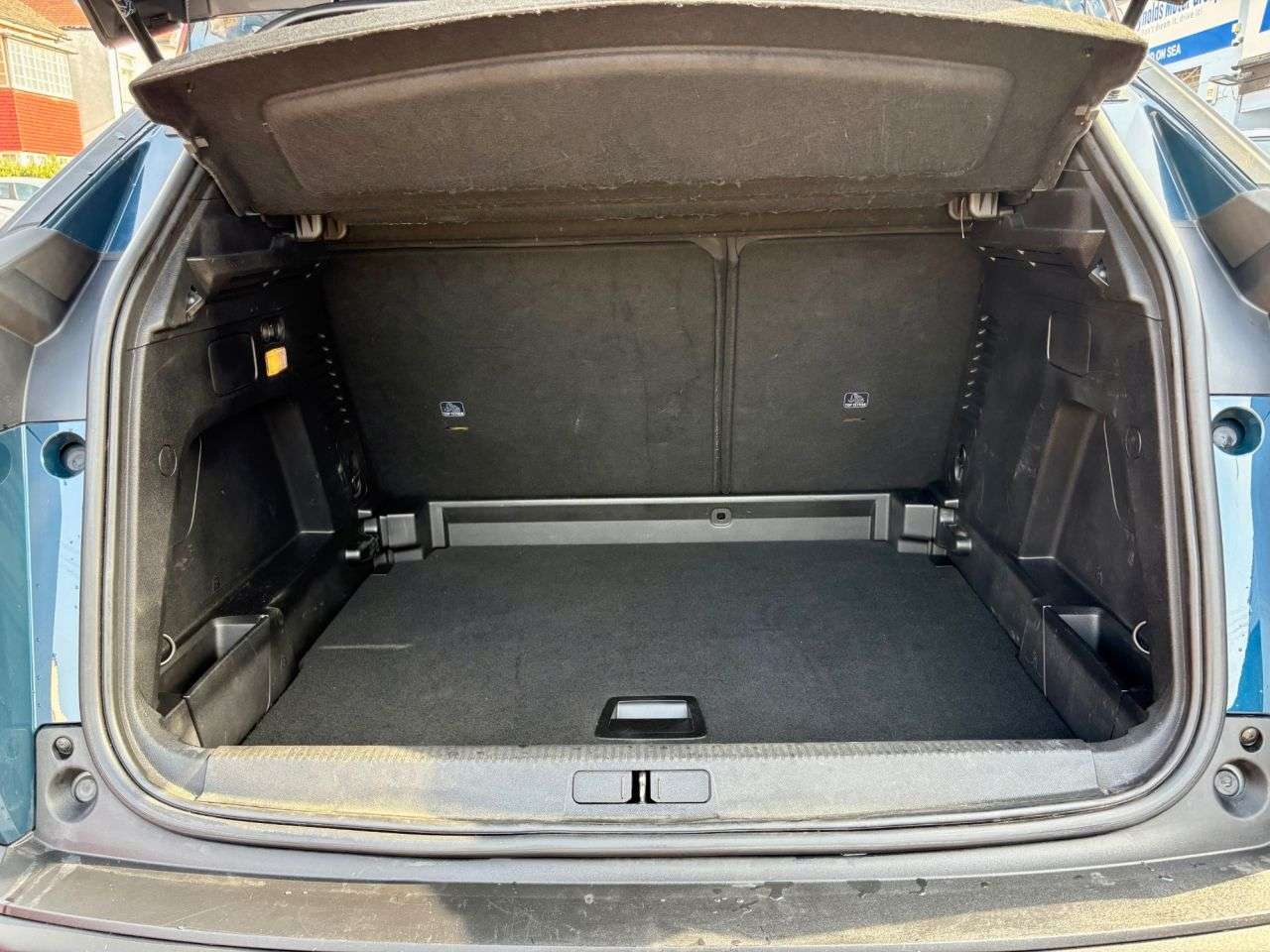 2023 PEUGEOT 3008 2023 PEUGEOT 3008
