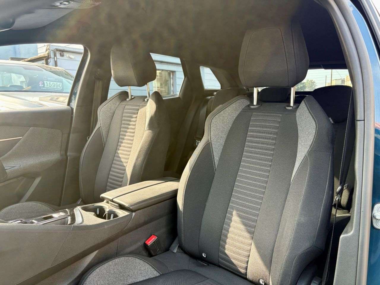 2023 PEUGEOT 3008 2023 PEUGEOT 3008