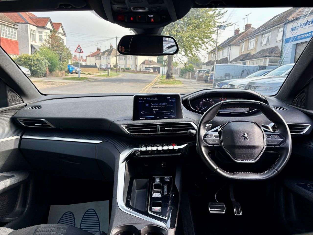 2023 PEUGEOT 3008 2023 PEUGEOT 3008