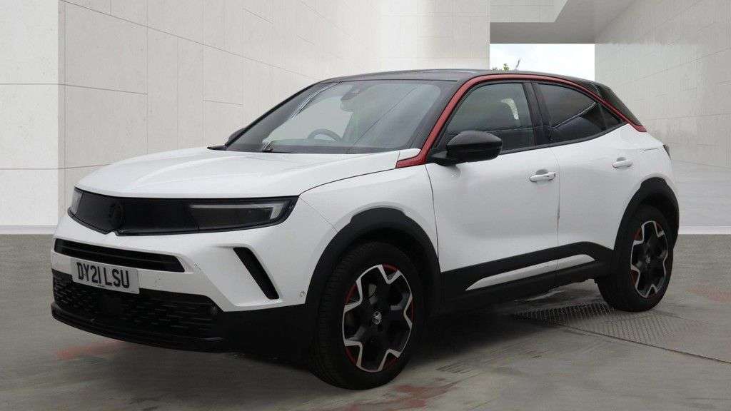 A 2021 VAUXHALL MOKKA ELECTRIC 50kWh SRi Nav Premium SUV 5dr Electric Auto | 2 KEYS | 2 OWNERS | SAT NAV | A 2021 VAUXHALL MOKKA ELECTRIC 50kWh SRi Nav Premium SUV 5dr Electric Auto | 2 KEYS | 2 OWNERS | SAT NAV |