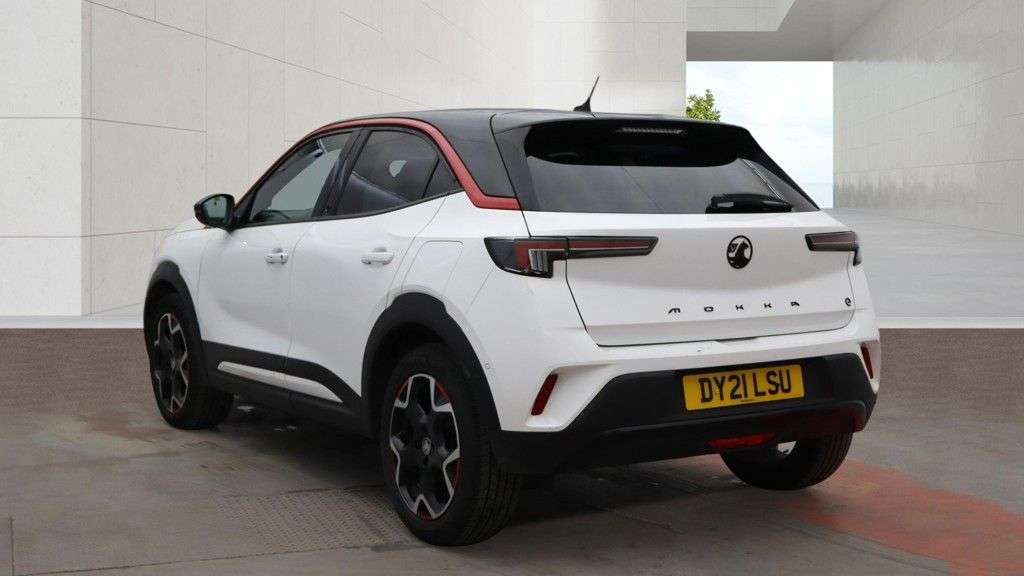 A 2021 VAUXHALL MOKKA ELECTRIC 50kWh SRi Nav Premium SUV 5dr Electric Auto | 2 KEYS | 2 OWNERS | SAT NAV | A 2021 VAUXHALL MOKKA ELECTRIC 50kWh SRi Nav Premium SUV 5dr Electric Auto | 2 KEYS | 2 OWNERS | SAT NAV |