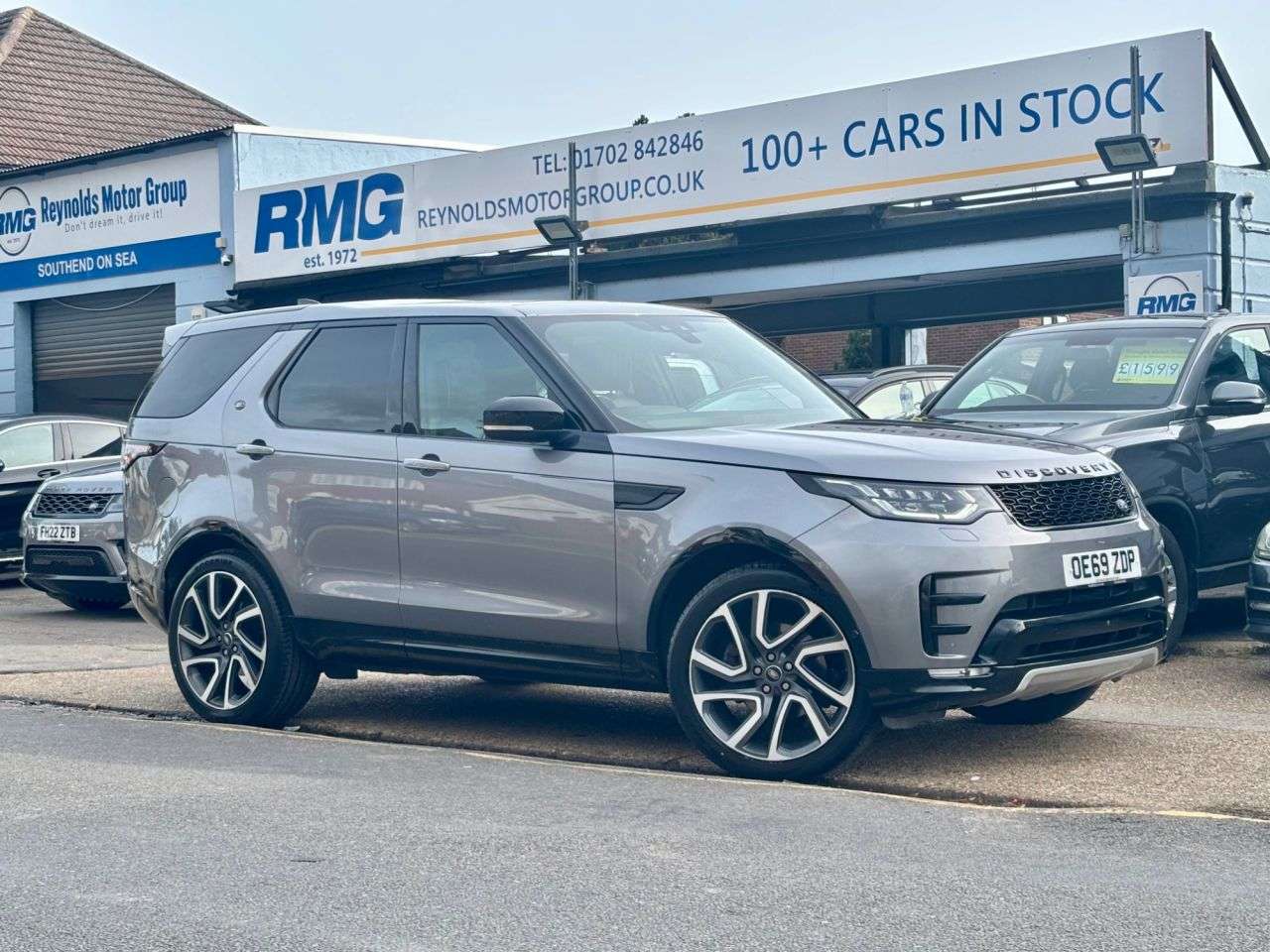 A 2020 LAND ROVER DISCOVERY 2.0 SD4 HSE Luxury SUV 5dr Diesel Auto 4WD Euro 6 | SAT NAV | REAR VIEW CAM A 2020 LAND ROVER DISCOVERY 2.0 SD4 HSE Luxury SUV 5dr Diesel Auto 4WD Euro 6 | SAT NAV | REAR VIEW CAM