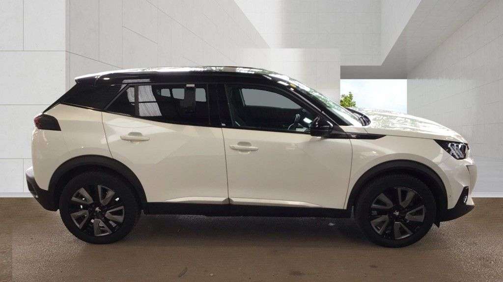 2021 PEUGEOT E-2008 2021 PEUGEOT E-2008
