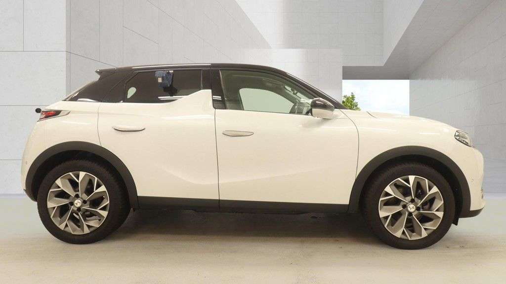 2021 DS AUTOMOBILES 4 2021 DS AUTOMOBILES 4