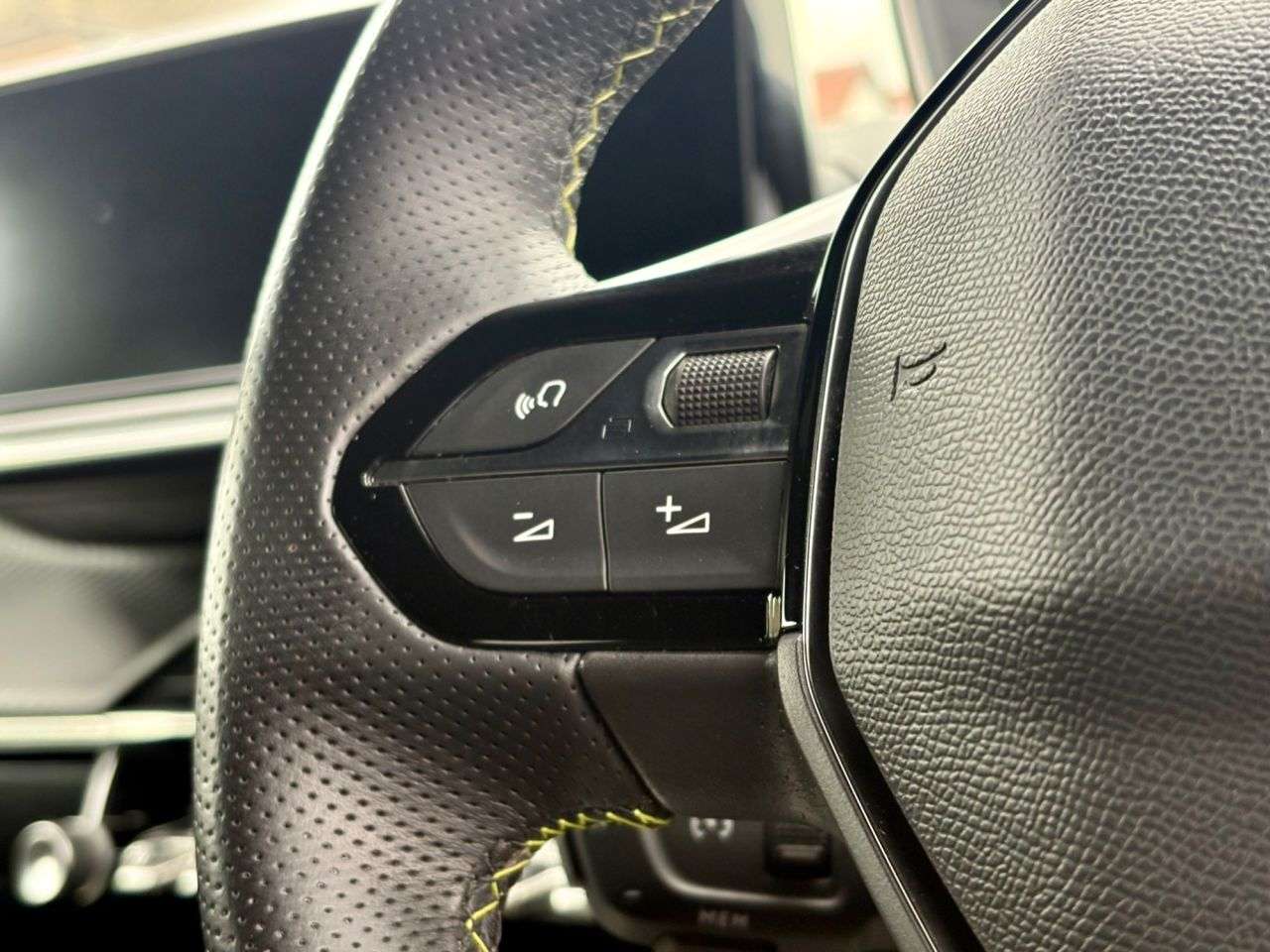 2022 PEUGEOT E-208 2022 PEUGEOT E-208