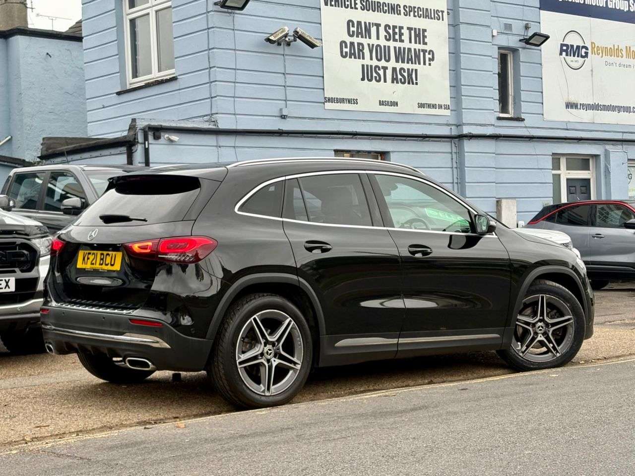 A 2021 MERCEDES-BENZ GLA CLASS 1.3 GLA200 AMG Line (Executive) SUV 5dr Petrol 7G-DCT Euro 6 | 2 KEYS | REV A 2021 MERCEDES-BENZ GLA CLASS 1.3 GLA200 AMG Line (Executive) SUV 5dr Petrol 7G-DCT Euro 6 | 2 KEYS | REV