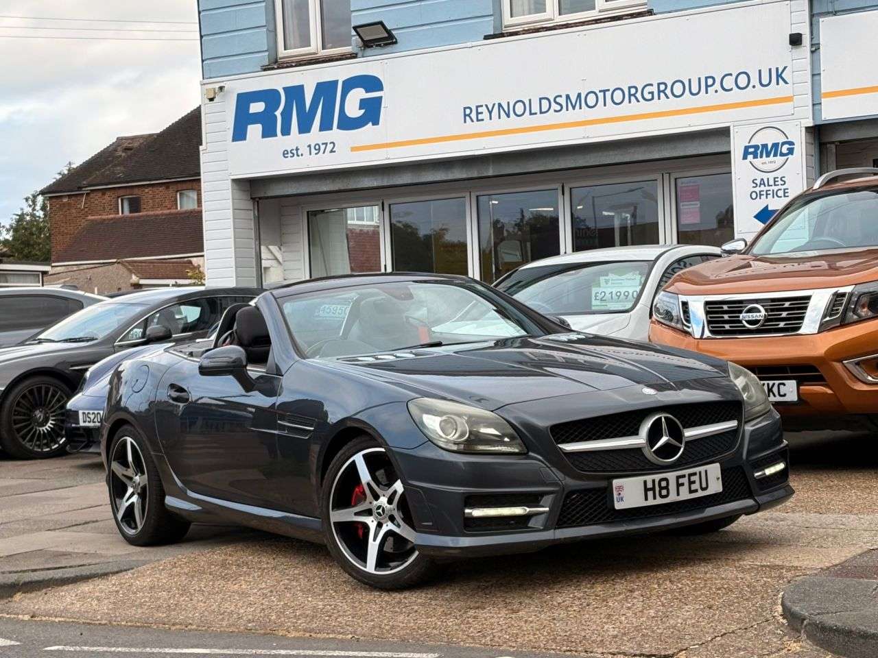 A 2012 MERCEDES-BENZ SLK 2.1 SLK250 CDI BlueEfficiency AMG Sport Convertible 2dr Diesel G-Tronic+ Eu A 2012 MERCEDES-BENZ SLK 2.1 SLK250 CDI BlueEfficiency AMG Sport Convertible 2dr Diesel G-Tronic+ Eu