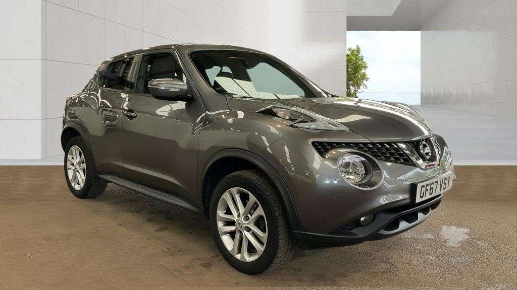 A 2017 NISSAN JUKE 1.6 N-Connecta SUV 5dr Petrol XTRON Euro 6 (117 ps) A 2017 NISSAN JUKE 1.6 N-Connecta SUV 5dr Petrol XTRON Euro 6 (117 ps)