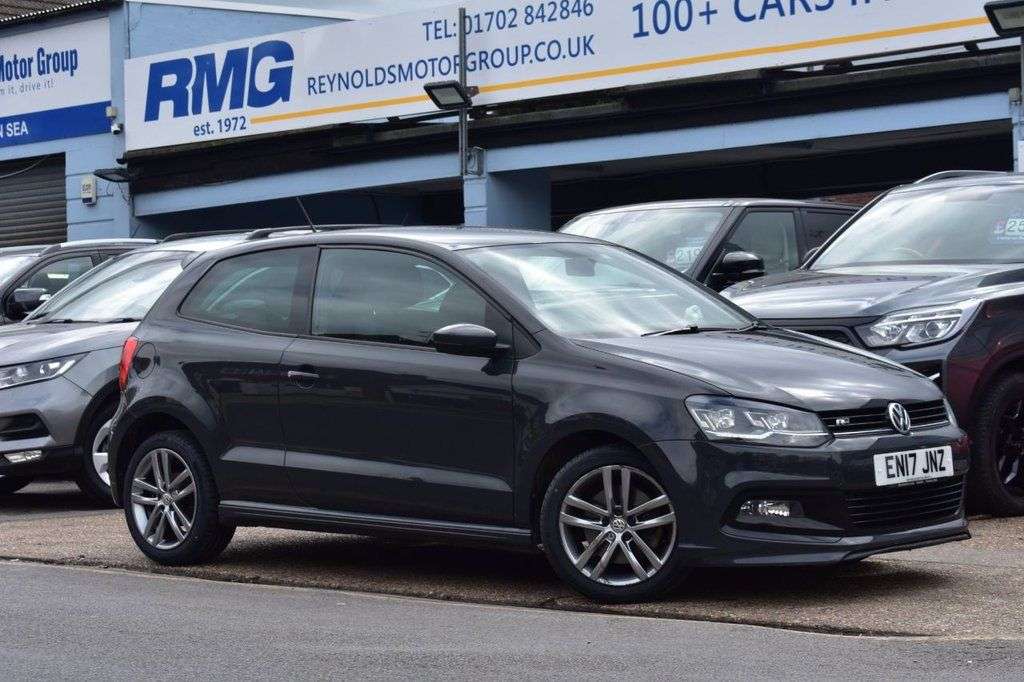 A 2017 VOLKSWAGEN POLO 1.0 TSI R-Line Hatchback 3dr Petrol Manual Euro 6 (s/s) (110 bhp) A 2017 VOLKSWAGEN POLO 1.0 TSI R-Line Hatchback 3dr Petrol Manual Euro 6 (s/s) (110 bhp)