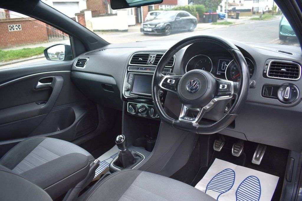 2017 VOLKSWAGEN POLO 2017 VOLKSWAGEN POLO