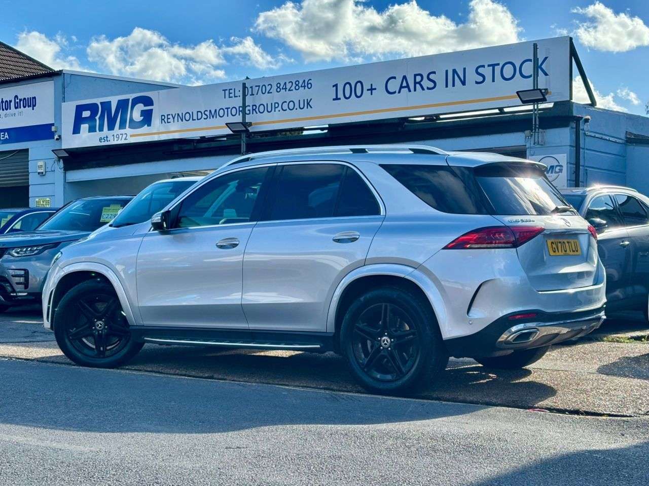 A 2021 MERCEDES GLE-CLASS GLE 300 D 4MATIC AMG LINE PREMIUM A 2021 MERCEDES GLE-CLASS GLE 300 D 4MATIC AMG LINE PREMIUM
