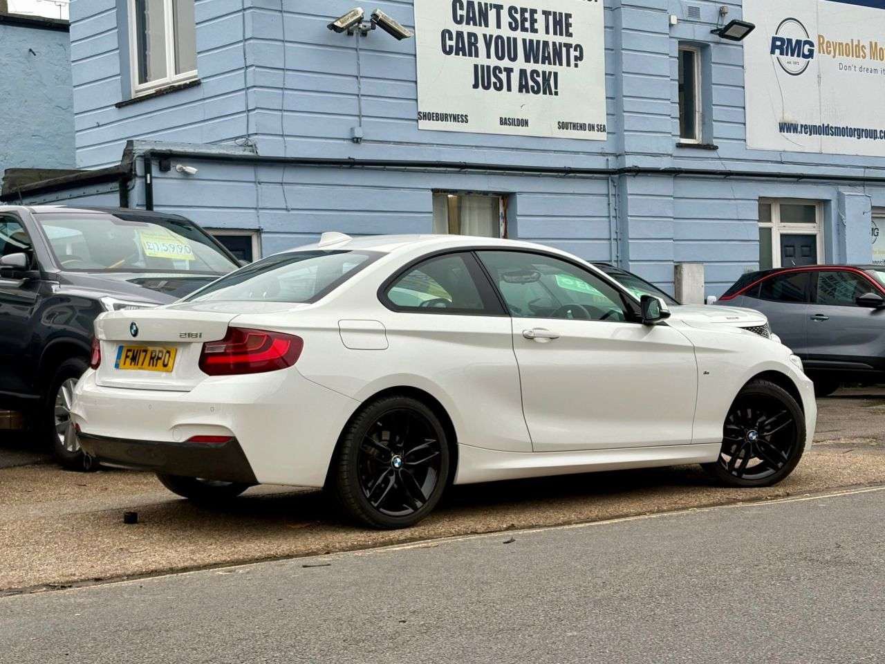 A 2017 BMW 2 SERIES LOVELY LOW MILAGE EXAMPLE 1.5 218i M Sport Coupe 2dr Petrol Manual Euro 6 | A 2017 BMW 2 SERIES LOVELY LOW MILAGE EXAMPLE 1.5 218i M Sport Coupe 2dr Petrol Manual Euro 6 |