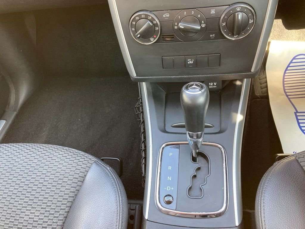 2012 MERCEDES A-CLASS 2012 MERCEDES A-CLASS